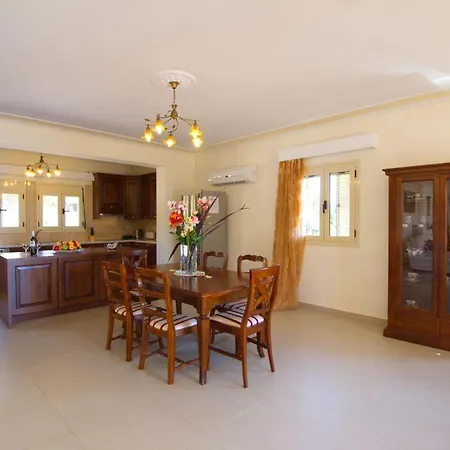 Sleeps 6