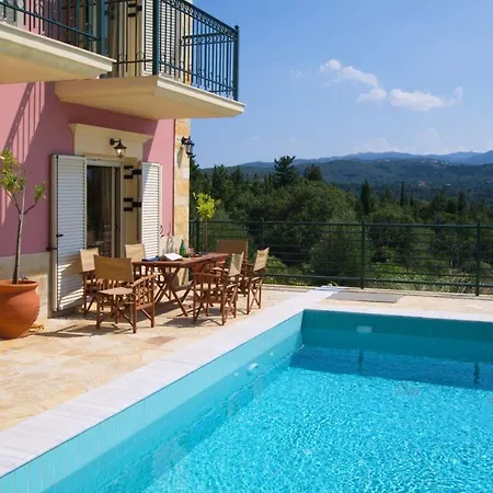 Sleeps 6 فيلة