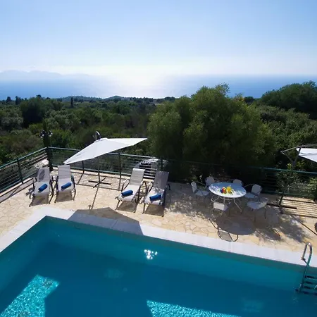 Sleeps 6