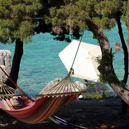 Sleeps 6 Villa