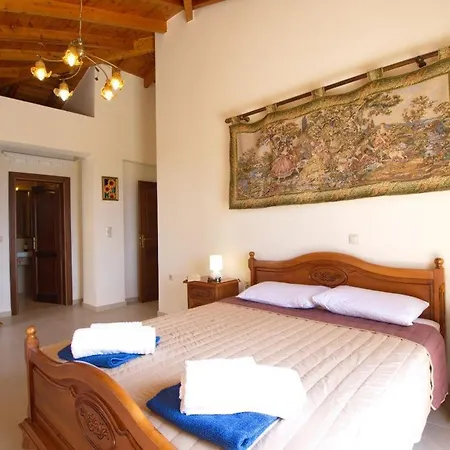 Villa Sleeps 6